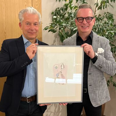 Ralf Thiele mit Dr. Peter Ufer - Karikaturenausstellung im Parkhotel Bad Schandau